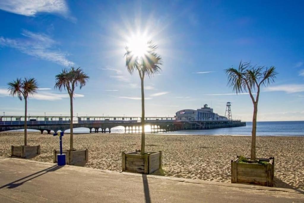 Bright, Vibrant New 1 Bedroom Town Centre Parking Bournemouth Esterno foto
